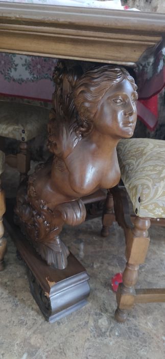 Mobilă lemn masiv lucrată manual in stil baroc, total 10 obiecte