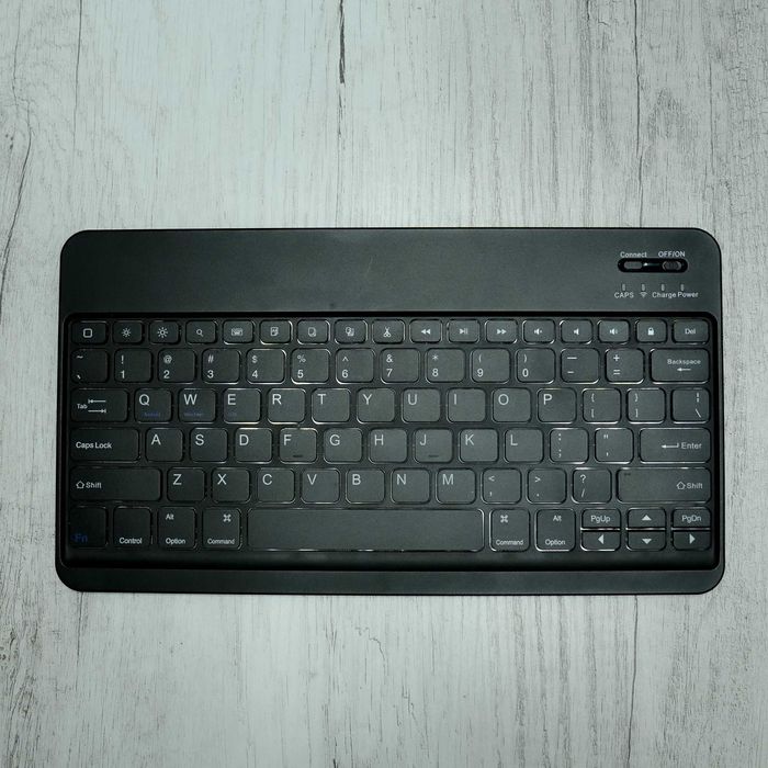 iPad Pro 12.9 uchun Case sotiladi + Klaviatura