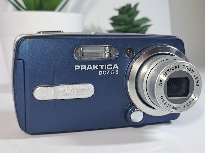 Цифровой фотоаппарат Praktica