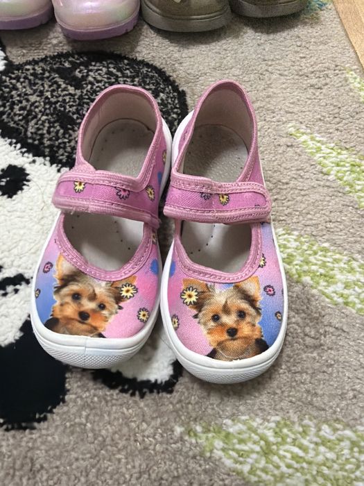 Лот обувки за момиче