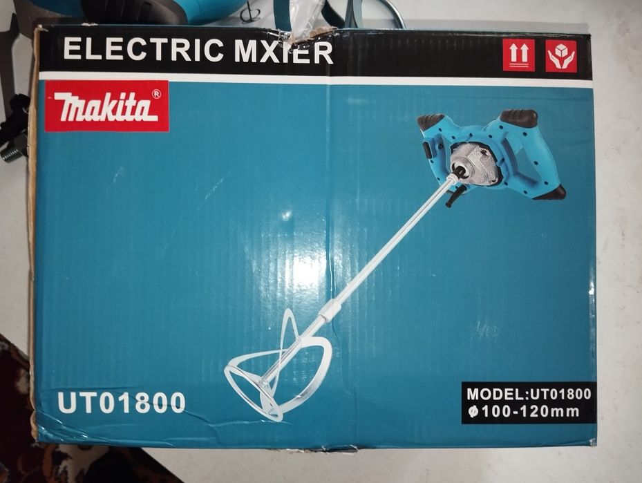 Миксер строительный DeWalt PRO