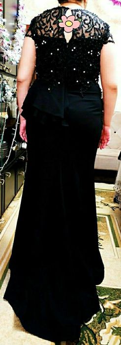 Платье вечернее с шлейфом