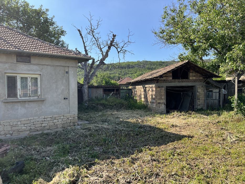 Къща, с. Драганово, обл. Велико Търново