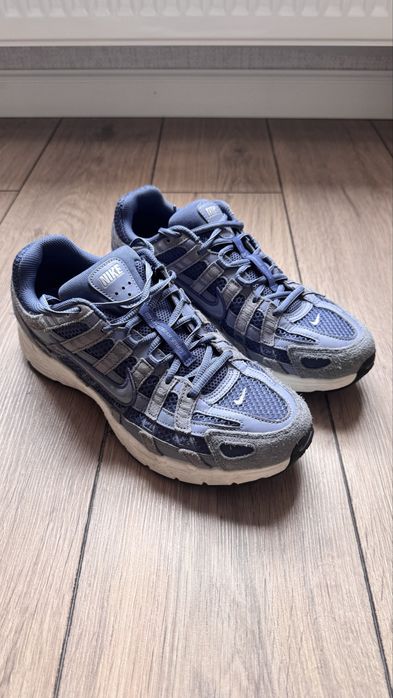 Nike p6000 US10 eur 44 оригинальные кросовки в хорошем состояний