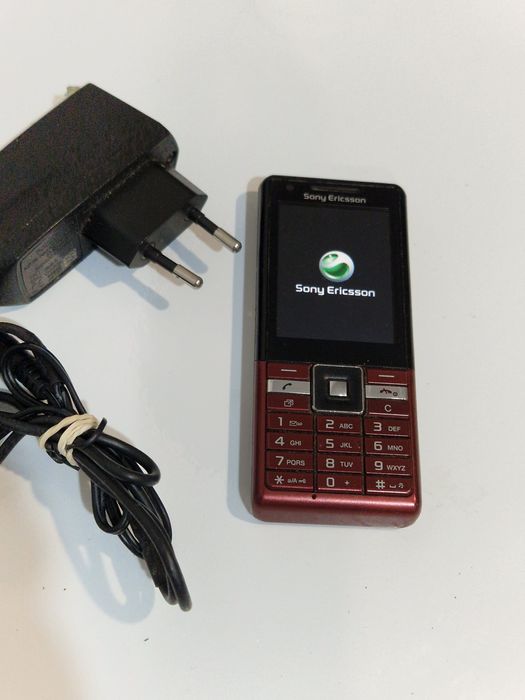 Telefon Sony Ericsson fara capacul de la baterie
