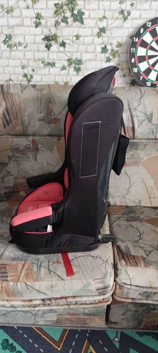 Scaun de mașină pentru copii de la Noriel