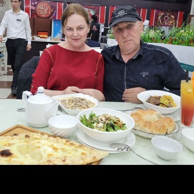 Бордовое вечернее платье  на девушку 50+