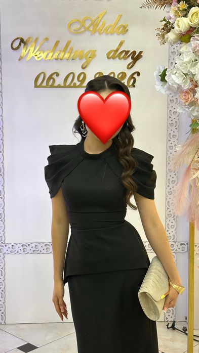 Продам элегантное чёрное платье на вечер