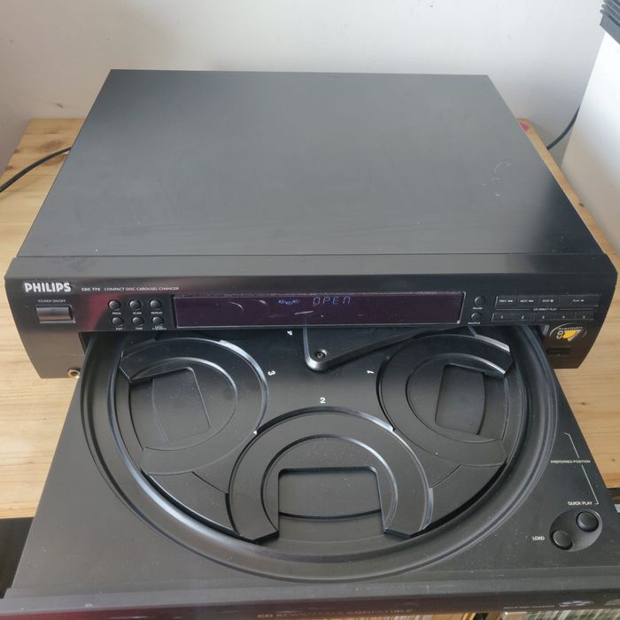 Componente/piese/Philips CDC 775-defect-