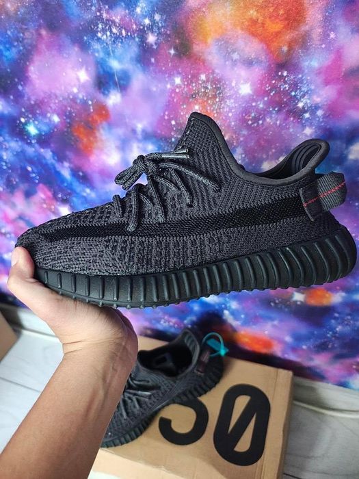 Yeezy 350 reflectorizanți