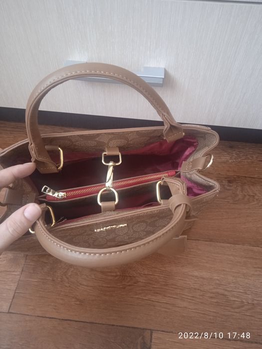 Продам сумочку новую