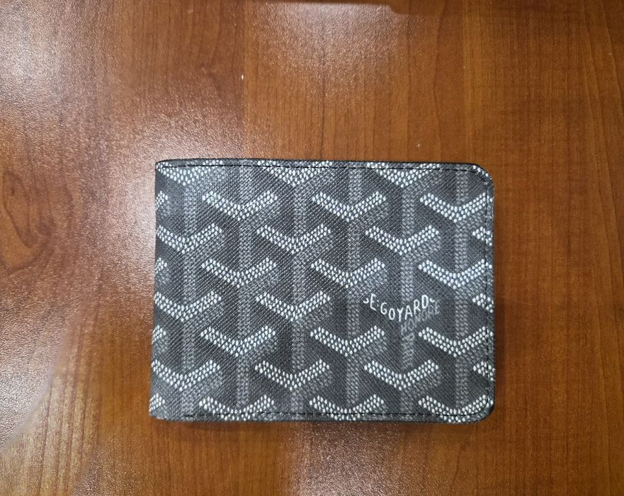 Goyard grey wallet