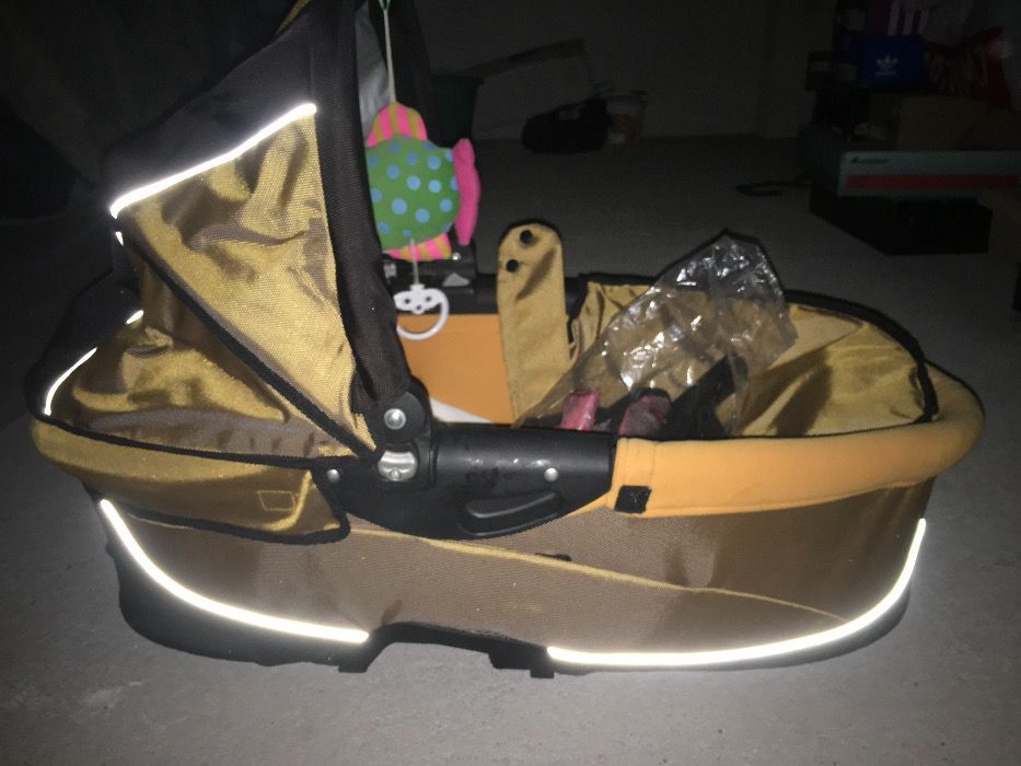 Детска количка Quni bazzi