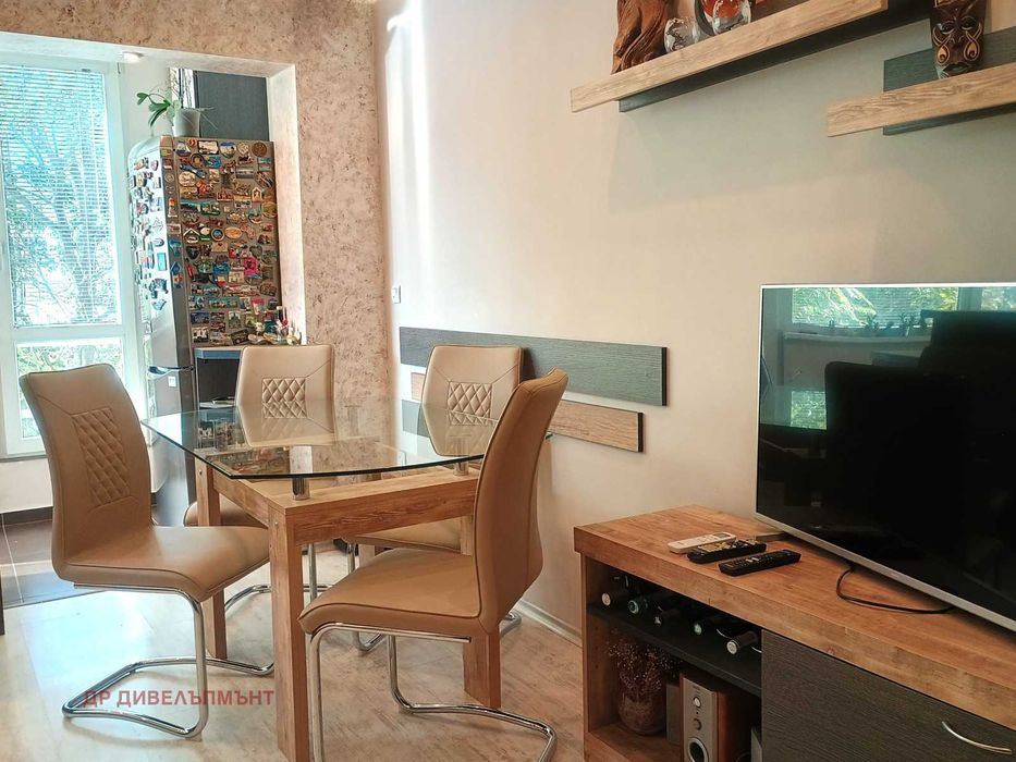 Продава се Тристаен апартамент в София, Банишора - 80 кв.м за 2988 €/кв.м - Снимка #2