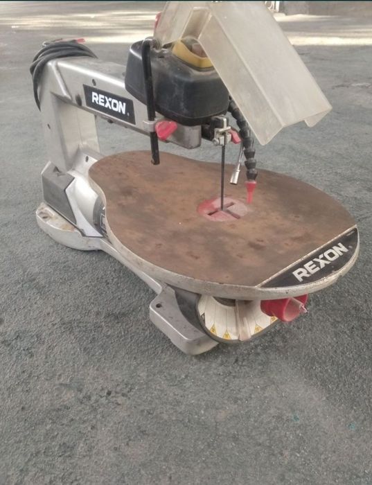 Лобзик     REXON