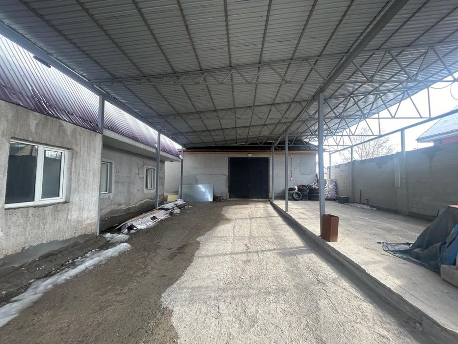 свободное помещение .