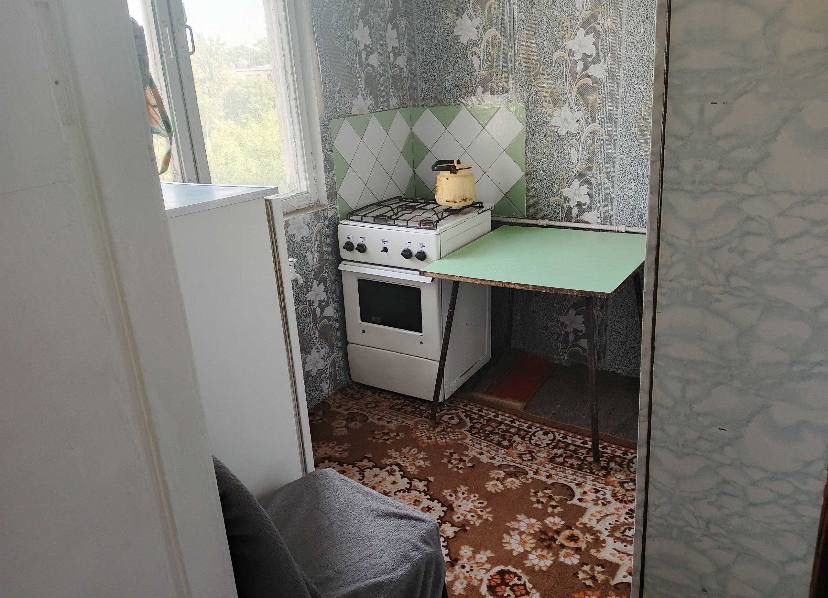 Чиланзар 11кв 2 комнатная квартира срочно продажа