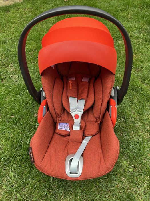 Scoica auto pentru copii Cybex Platinum - Cloud Z i-Size Plus 0-24 luni Autumn Gold