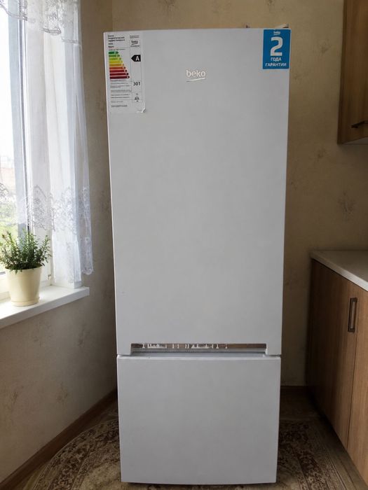 ХолодильникBeko.