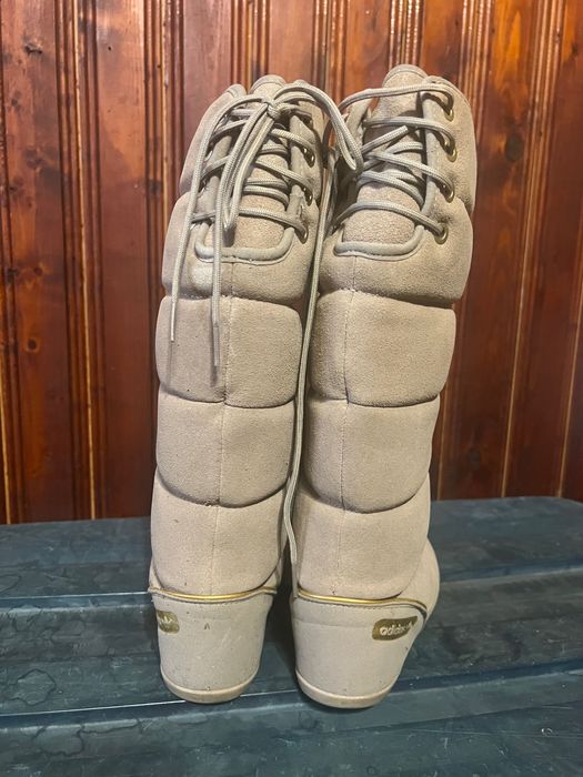 Ботуши Адидас купени от Англия