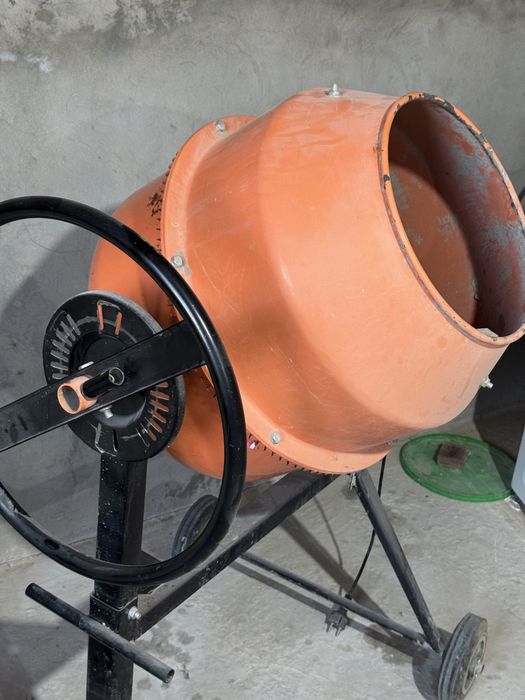 Бетономешалка сатылады