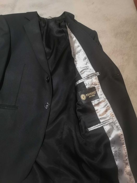 Мъжки, черен костюм