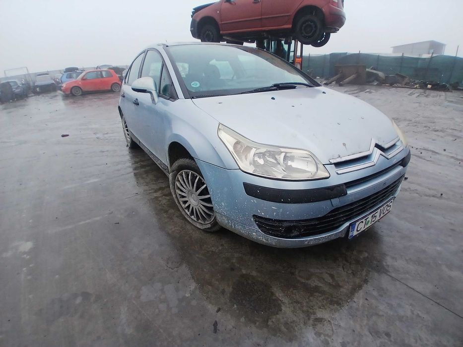 dezmembrez citroen c4