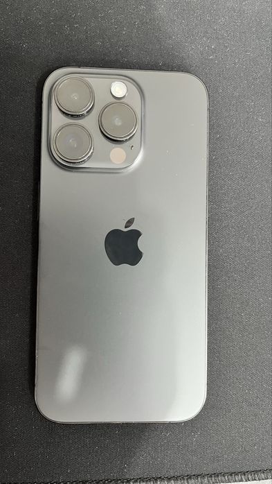 Продам iPhone 15 Pro, Black Titanium, 256 GB
