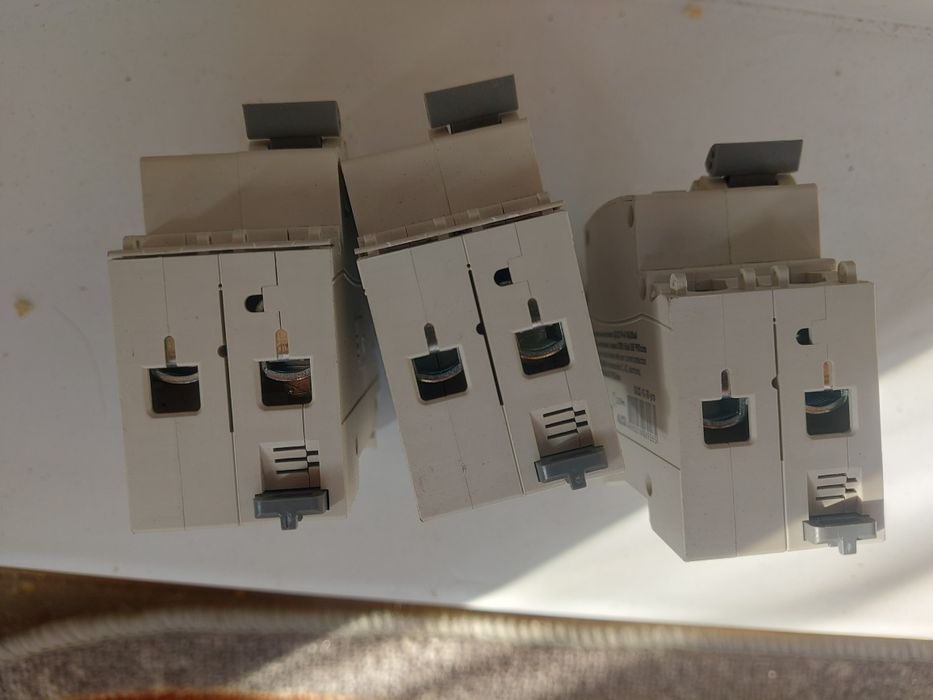 Продам автоматические выключатели