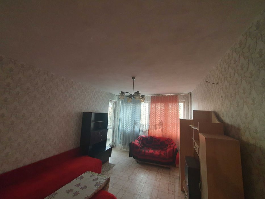 Дава се под наем Двустаен апартамент в Бургас, Зорница - 62 кв.м за 150 € - Снимка #1