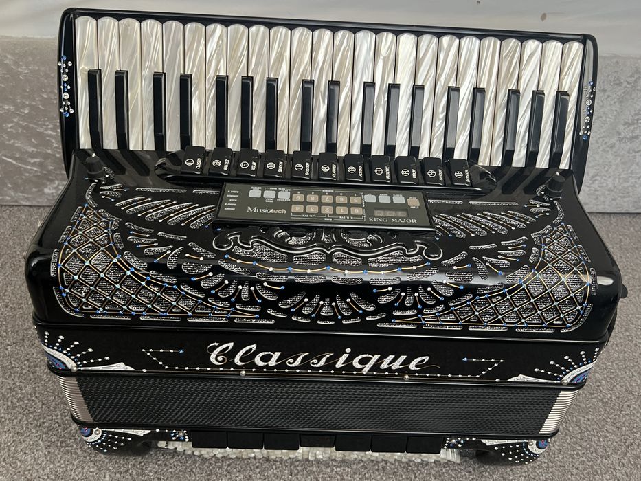 Acordeon Classique italian 120 bass