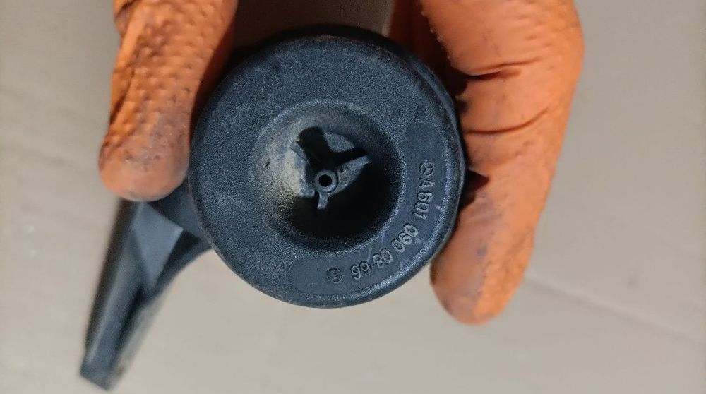 Supapă vacuum Vito w638 sprinter... Bluza  top