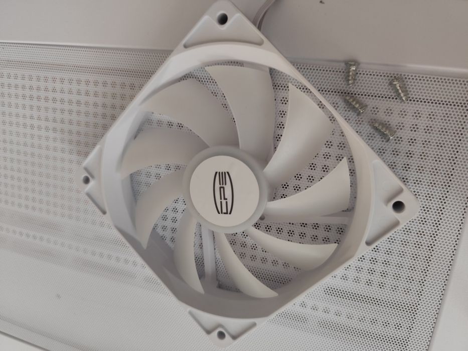 4 кулера PCcooler ARGB белых вентилятора 120х120х25мм