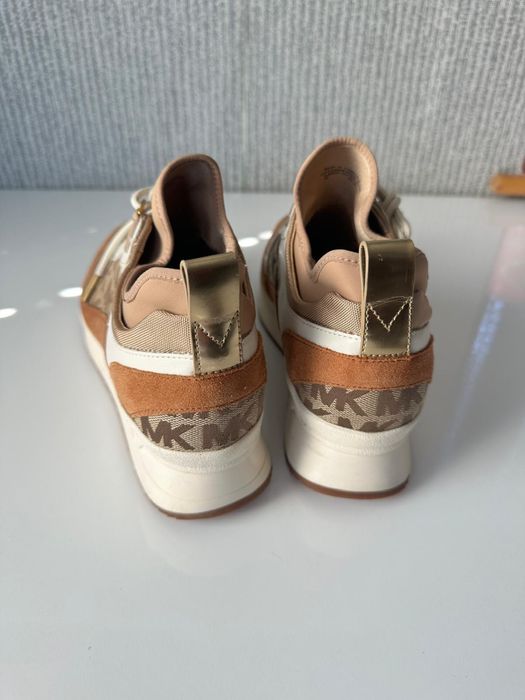 ОРИГИНАЛНИ! Michael Kors дамски обувки на лека платформа размер 37