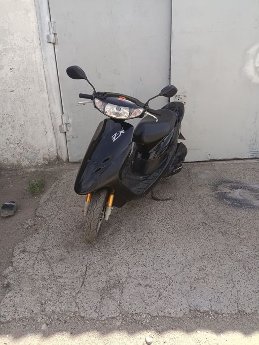 Продам мопед Хонда дио