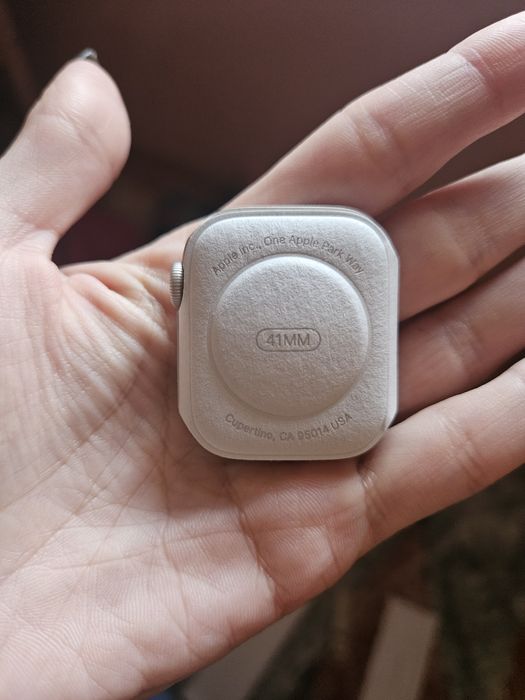 Apple - Apple Watch Series 9