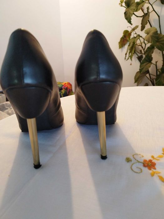 Pantofi dama marimea 36