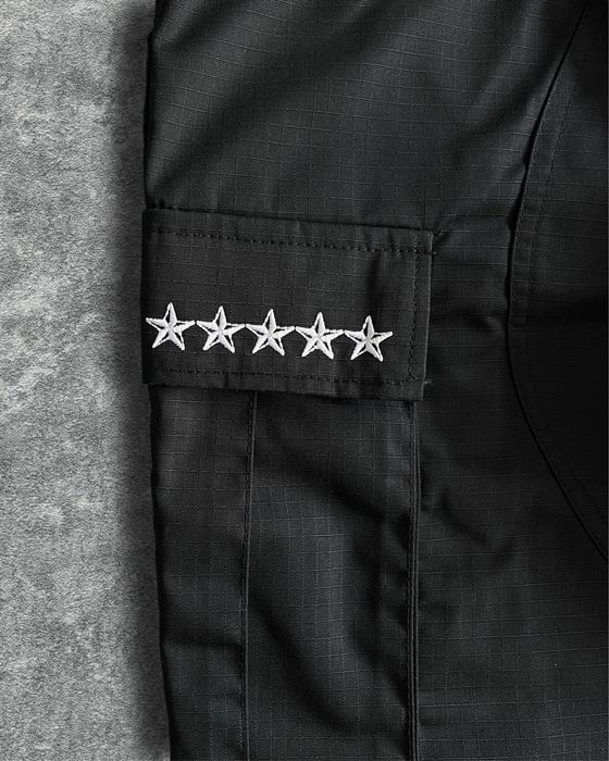 Corteiz cargos black and white