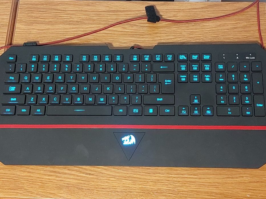 NOU ‼️ Tastatura RGB Gaming Redragon Karura 2, pe fir USB
