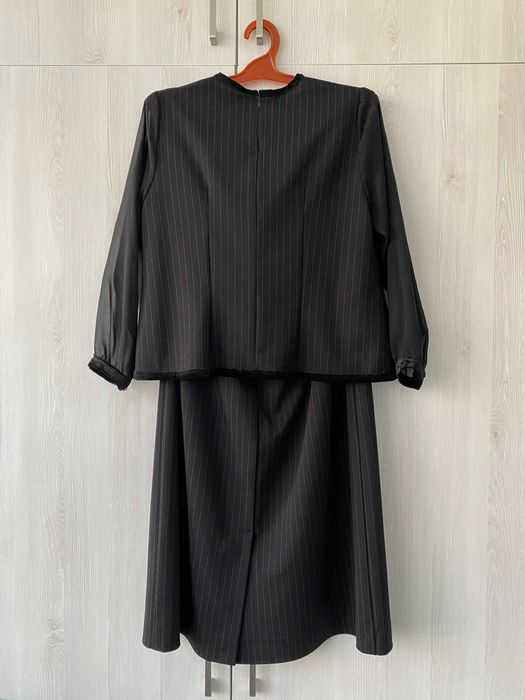 Костюмчик тройка осенний,