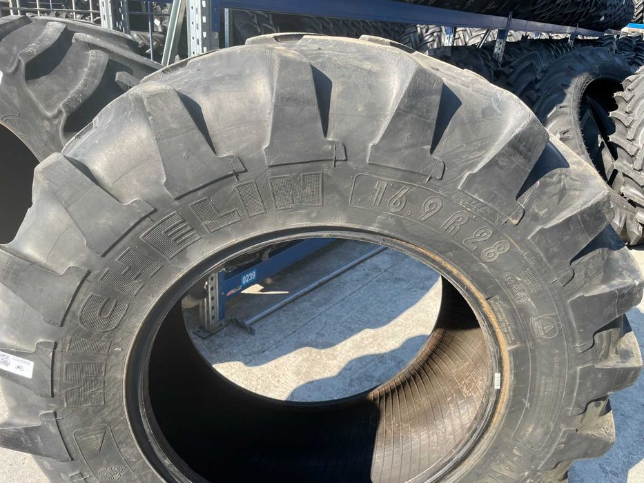 MICHELIN anvelope tractor 16.9r28 second hand cauciucuri tractor