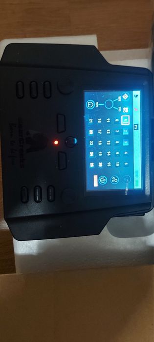 Лодка за захранка  BearCreeks IPilot 18 с GPS система