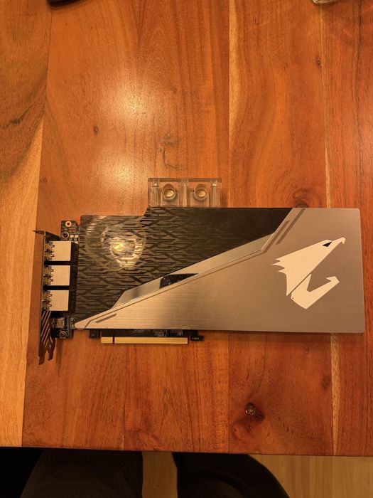 Gigabyte Aorus RTX 2080 SUPER 8Gb Watercooler