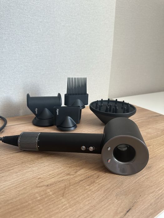 Фен дайсон суперсоник HD07