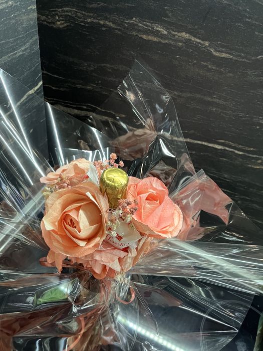 За празник , юбилей ,за специялни поводи. букет за специялни поводи