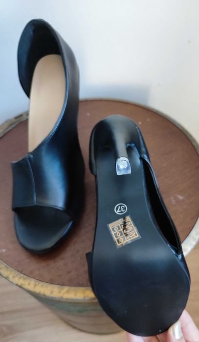 Официални обувки