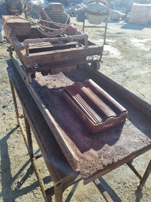 Presa tigla beton / utilaj presa tigla / vand afacere / tigla beton