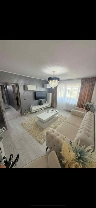 vand apartament 3 cam bloc turn langa admiral