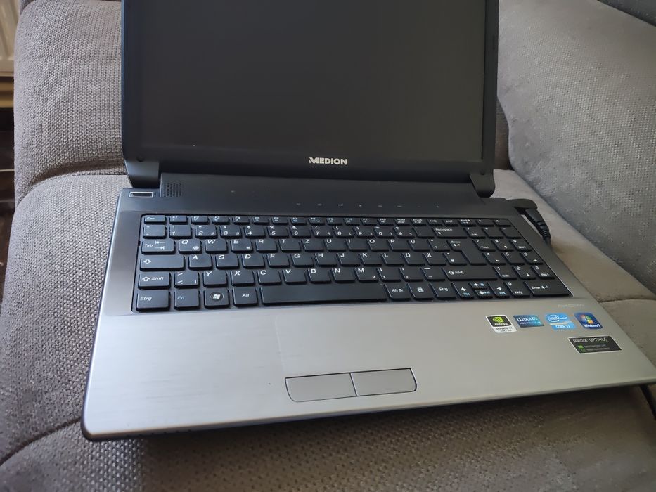 Medion Akoya P6816 i7 gen2