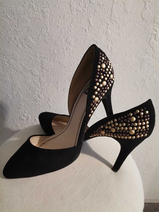 Супер елегантни дамски обувки